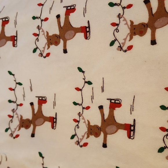 AE Christmas joggers - Picture 2 of 8